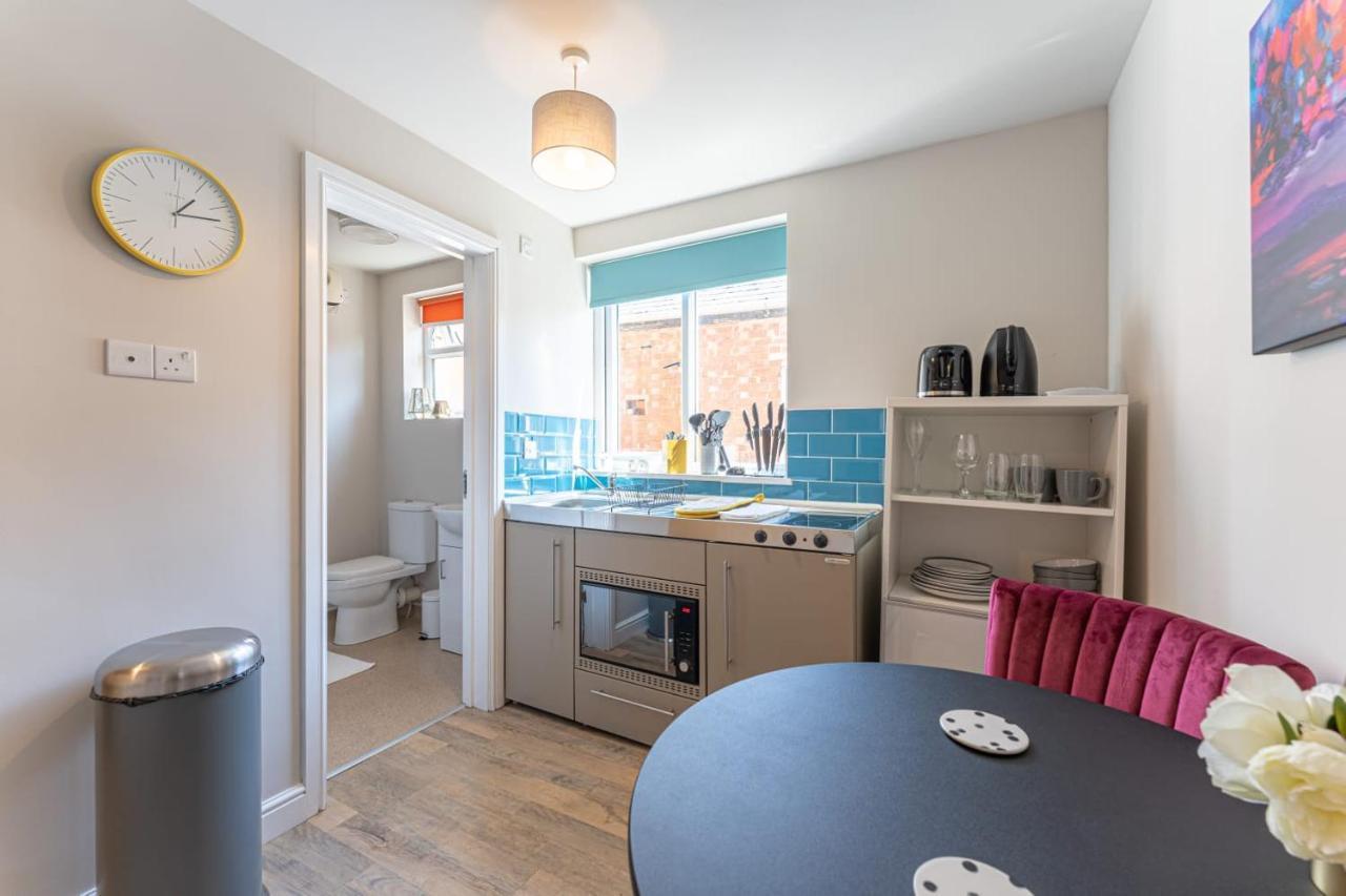 Superb One Bedroom Apartment In Coventry Cv1 *New* Buitenkant foto